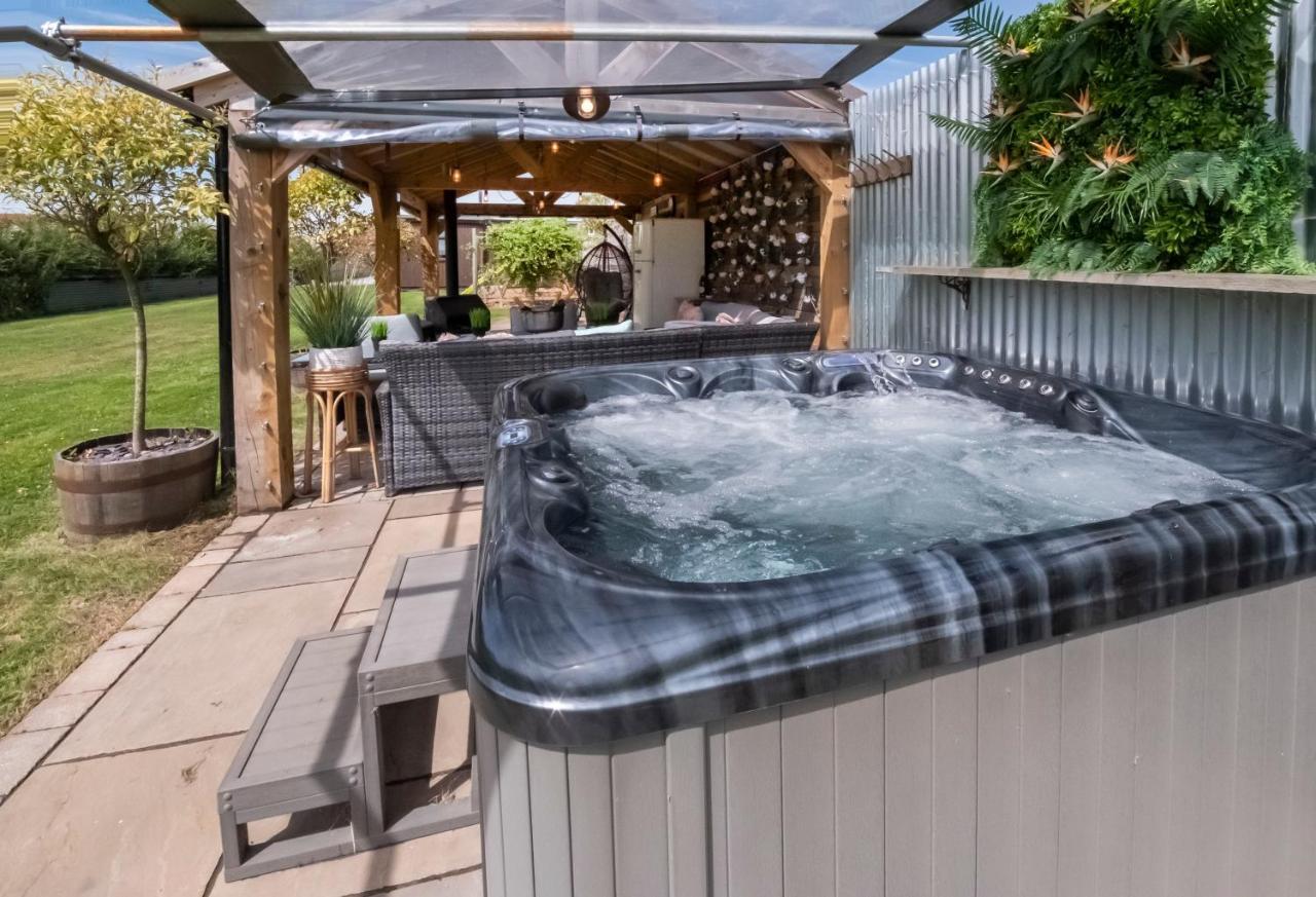 The Stables Luxury House With Hot Tub Daire York Dış mekan fotoğraf