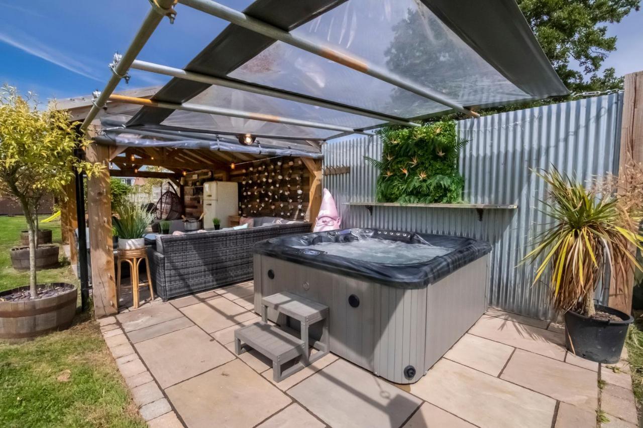 The Stables Luxury House With Hot Tub Daire York Dış mekan fotoğraf